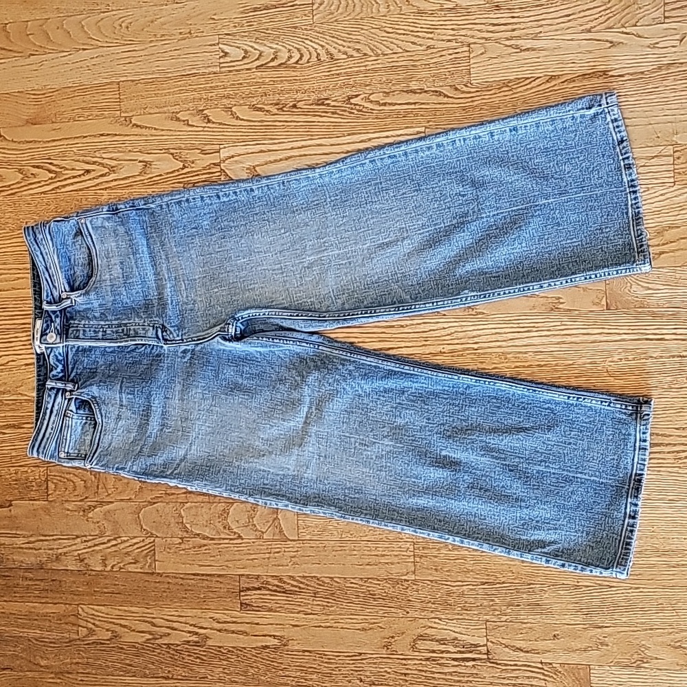 Free People cropped jeans